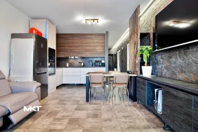 Na predaj 3-izbový byt, 71 m², Zvolen, Tulská
