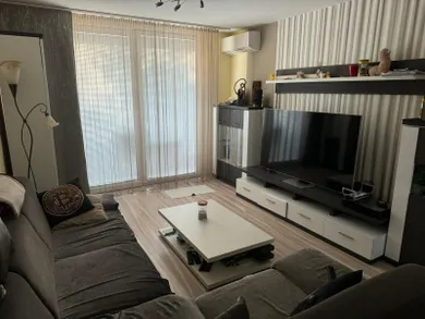 Na prenájom 3-izbový byt, 69 m², Nové Mesto nad Váhom, Športová