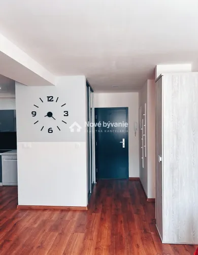 Na predaj 2-izbový byt, 54 m², Snina
