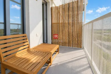 Na prenájom 1-izbový byt, 22 m², Bratislava-Petržalka, Labutia