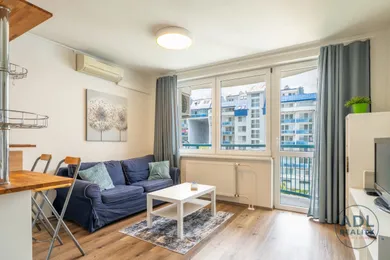 Mieszkania na wynajem, 2-pokojowe, Bratislava-Vrakuňa · €550