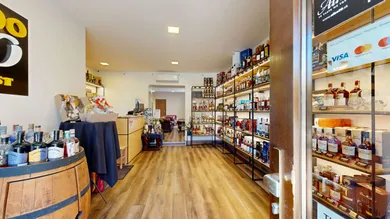 Na predaj komerčné, 66 m², Trnava, Halenárska