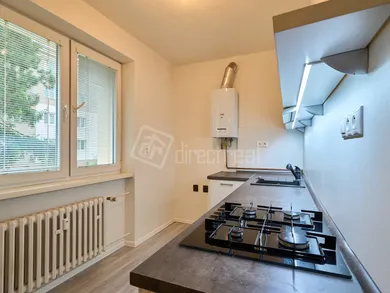 Na predaj 3-izbový byt, 67 m², Trenčín, Švermova