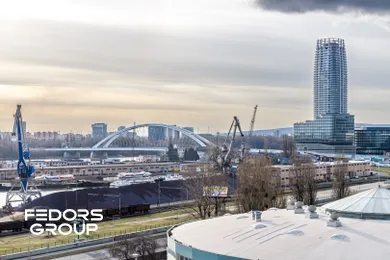 Na predaj 4-izbový byt, 252 m², Bratislava-Ružinov, Plynárenská