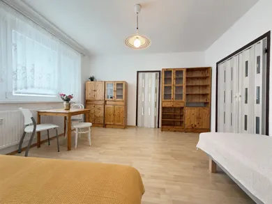 Квартиры в аренду, 1-комнатные, Bratislava-Devínska Nová Ves · €630