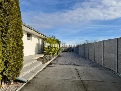 Na predaj 5-izbový dom, 507 m², Gabčíkovo, -
