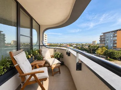 Na predaj 3-izbový byt, 83 m², Bratislava-Podunajské Biskupice