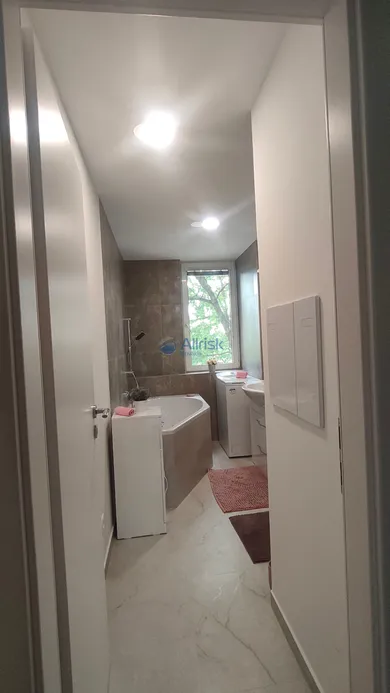 Mieszkania na sprzedaż, 4-pokojowe, Bratislava-Ružinov · €289 900