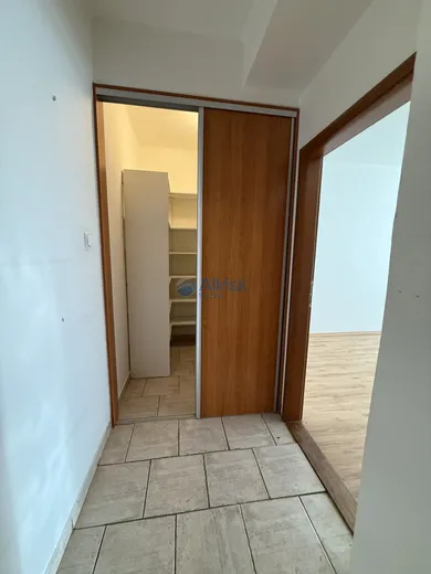 Na prenájom 2-izbový byt, 55 m², Šaľa, Budovateľská