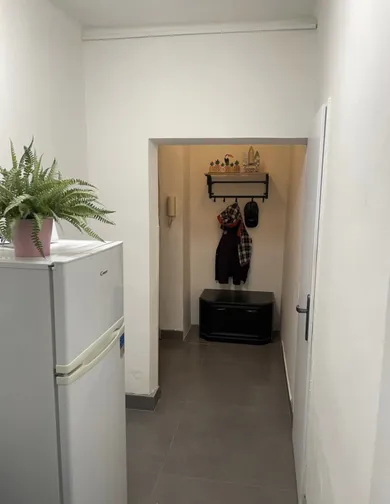 Na prenájom 1-izbový byt, 37 m², Košice-Staré Mesto, Komenského