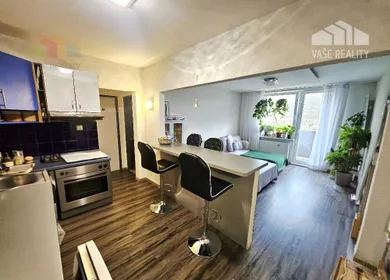 Mieszkania na sprzedaż, 3-pokojowe, Bánovce nad Bebravou · €109 900