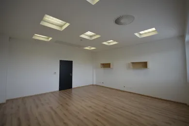 Na prenájom komerčné, 35 m², Košice-Juh, U K
