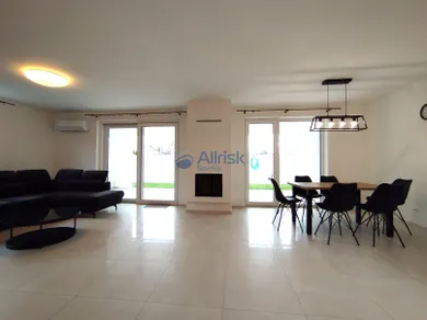 Na prenájom dom, 101 m², Galanta