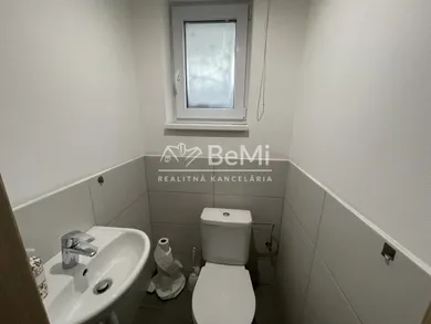 Na predaj 4-izbový dom, 107 m², Dulova Ves, Jarná 57