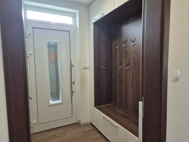 Na predaj dom, 254 m², Košeca