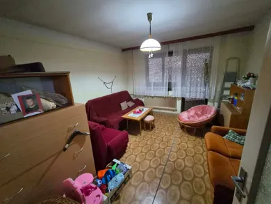Na predaj dom, 200 m², Nesvady, Nová