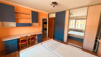 Na predaj 2-izbový byt, 57 m², Prešov, Októbrová