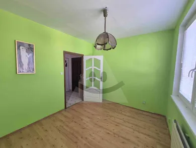 Na predaj 2-izbový byt, 57 m², Komárno, Meštianská