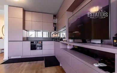 Na prenájom 2-izbový byt, 53 m², Bratislava-Nové Mesto, Račianska