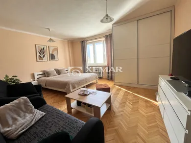 Квартиры на продажу, 1-комнатные, Banská Bystrica · €169 000
