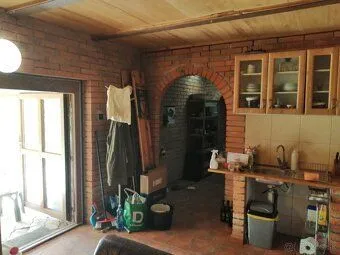 Na predaj 5-izbový dom, 387 m², Sucháň