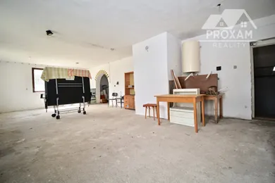 Na predaj objekt, 550 m², Lučenec, Fabiánka