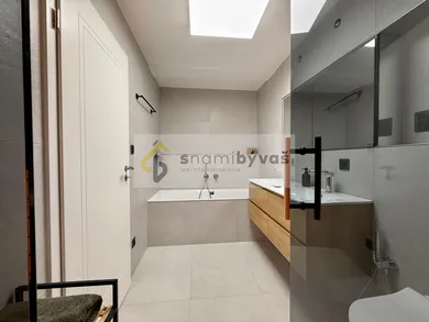 Na predaj 4-izbový byt, 111 m², Košice-Vyšné Opátske, Cédrová