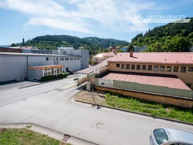 Na predaj 3-izbový byt, 60 m², Krompachy