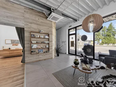 Na prenájom komerčné, 76 m², Lučenec, Továrenská