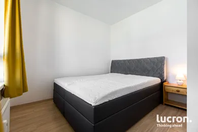 Na prenájom 2-izbový byt, 36 m², Trnava, Novomestská ulica