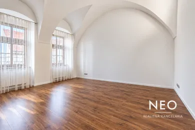 Mieszkania na sprzedaż, 3-pokojowe, Trnava · €349 900