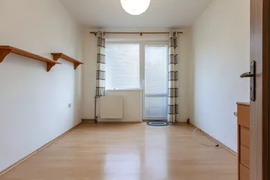 Na predaj 2-izbový byt, 47 m², Gajary, Športová