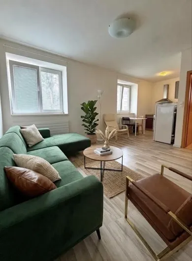 Na predaj 1-izbový byt, 27 m², Bratislava-Petržalka, Andrusovova