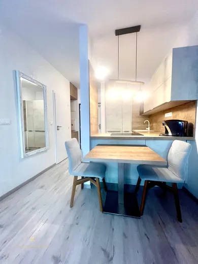 Na predaj 2-izbový byt, 60 m², Bratislava-Petržalka, Zuzany Chalupovej