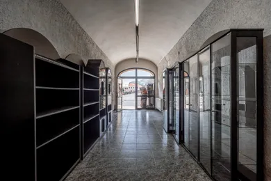 Na predaj objekt, 160 m², Brezno, Námestie M.R.Štefánika