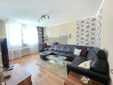 Byty na prenájom 3-izbový, Trnava · €750