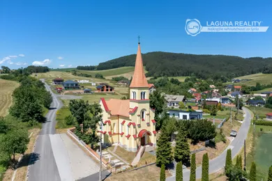 Na predaj pozemok, Jánovce