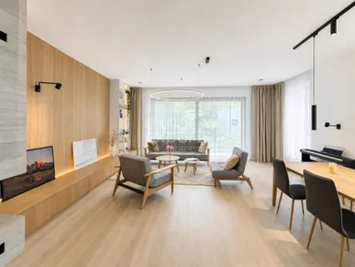 Kiadó házak, Bratislava-Devín · €2900