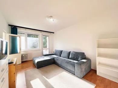 Byty na prenájom 1-izbový, Bratislava-Karlova Ves · €530