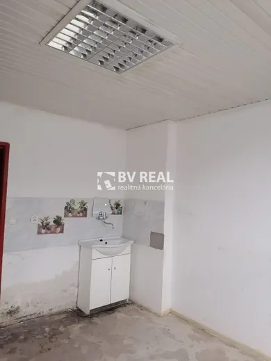 Na prenájom 4-izbový byt, 97 m², Žiar nad Hronom