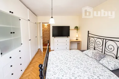 Na prenájom 2-izbový byt, 58 m², Martin, Jesenského