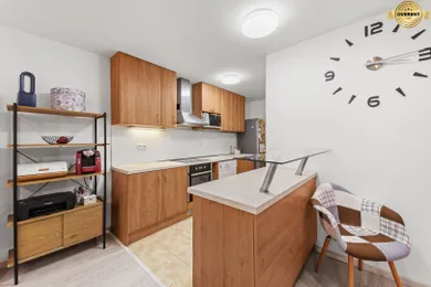 Na predaj 3-izbový byt, 73 m², Senec, Robotnícka