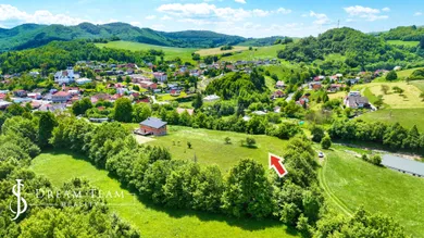 Na predaj pozemok, Banská Belá