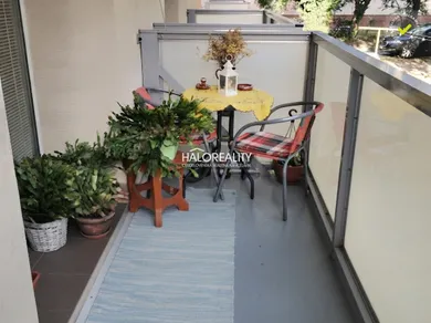 Na predaj 2-izbový byt, 55 m², Nové Mesto nad Váhom