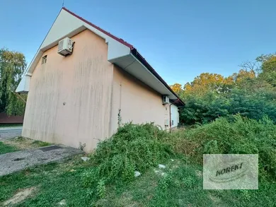 Na predaj objekt, 70 m², Kolárovo, Obchodný Rad