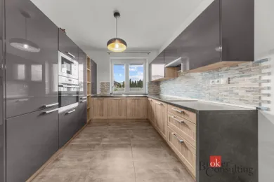 Apartments for sale, 5-room in Rovinka · €339,900