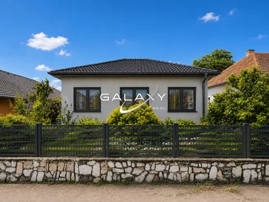 Domy na sprzedaż, 3-pokojowe, Lučenec · €139 900