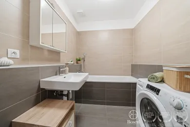 Na predaj 2-izbový byt, 55 m², Bratislava-Staré Mesto, Šancová