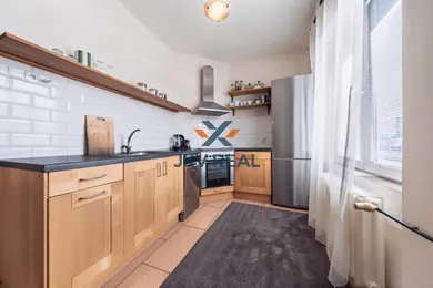 Na predaj 3-izbový byt, 65 m², Martin, Zvolenská