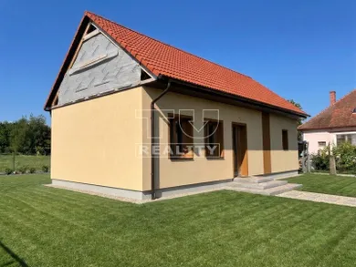 Domy na predaj 3-izbový, Nové Sady · €260 000